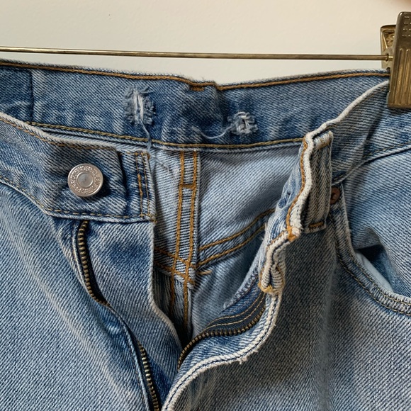 💙 Vintage Levi Boyfriend Jeans 💙 - Picture 6 of 7